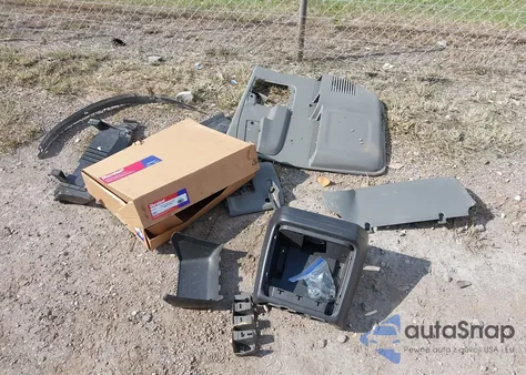 2004 Chevrolet Express from USA, damaged, VIN 1GCFG15X441229119